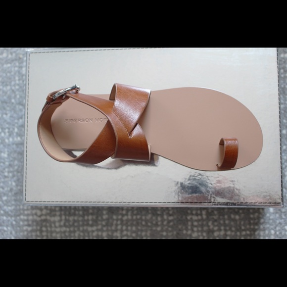 New Sigerson Morrison sandals in a box - Picture 4 of 5